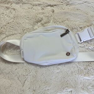 Lululemon belt bag